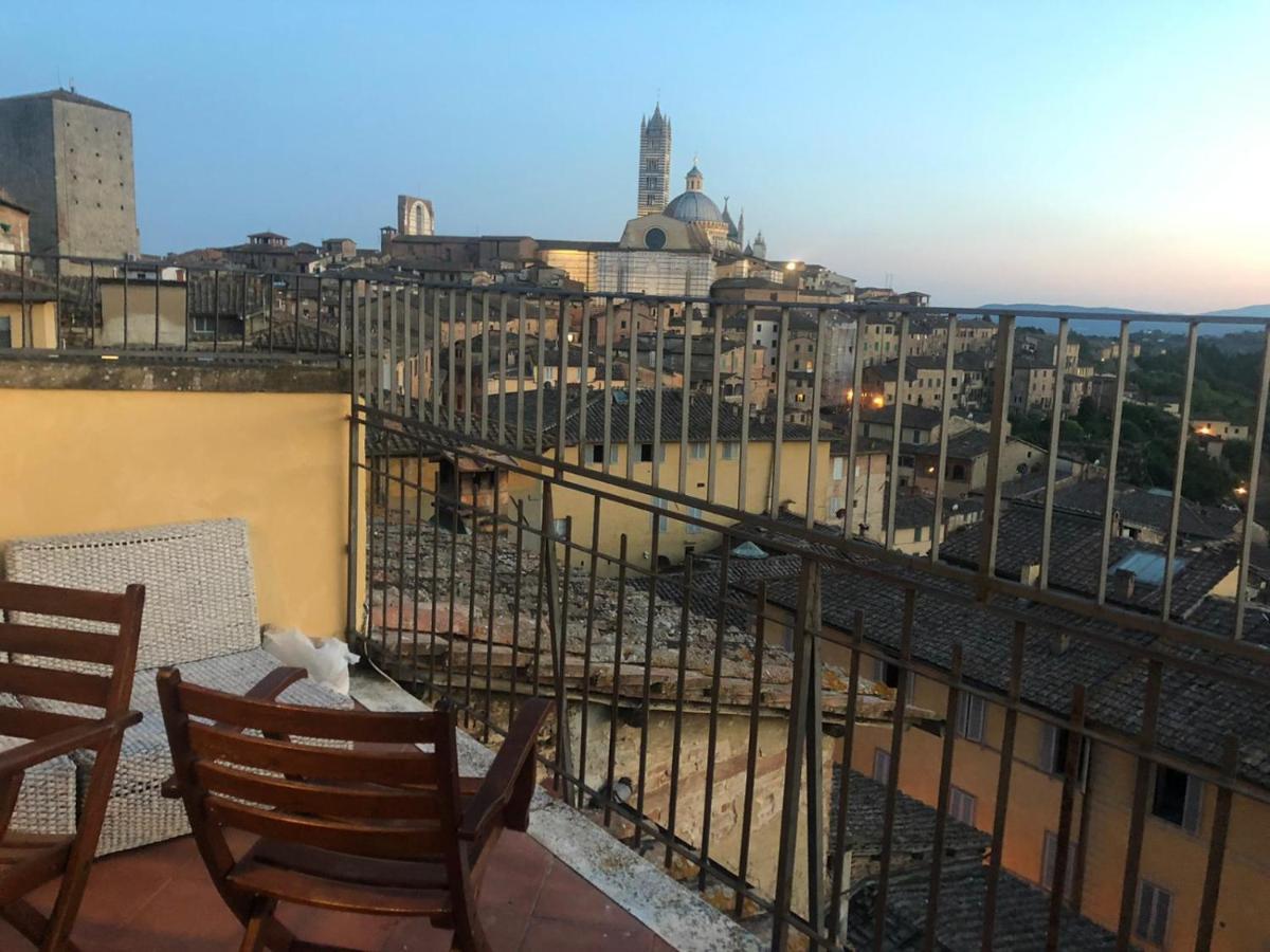 Апартаменти La Terrazza Sul Duomo Сієна Екстер'єр фото